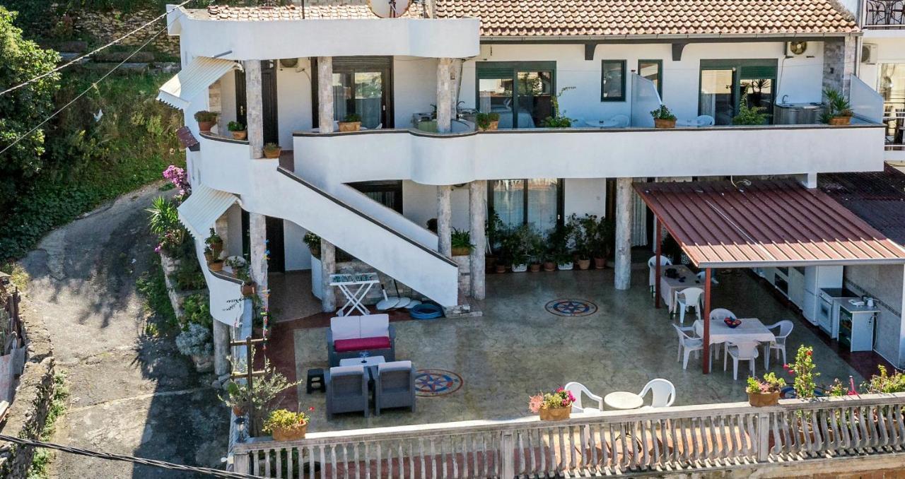 Apartments Ishmi In Center Of Ulcinj Zewnętrze zdjęcie